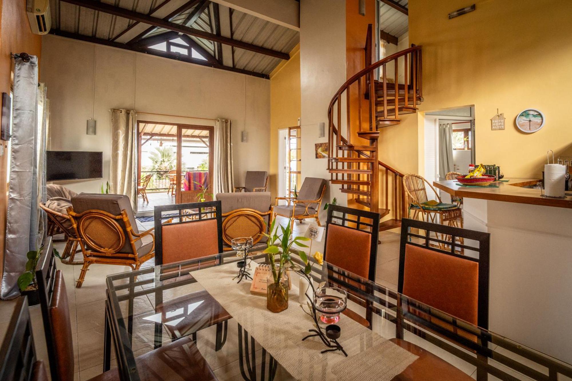 Charming Condo Rivière Noire Dış mekan fotoğraf